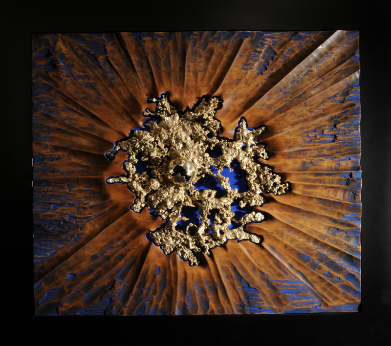 Terra e fuoco, legno e bronzo, 2008, 97 x 95 cm
