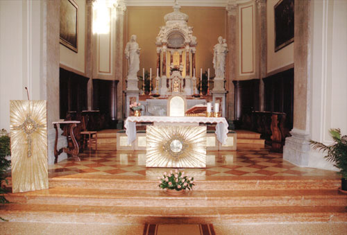 Arredi sacri, legno e bronzo, Chiesa di S. Maria Assunta a Manzano (UD)